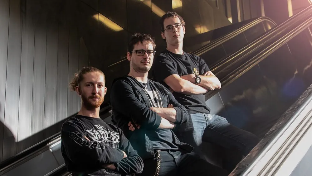 Adelon: il lyric video del nuovo singolo 'Crimson Luminescence'