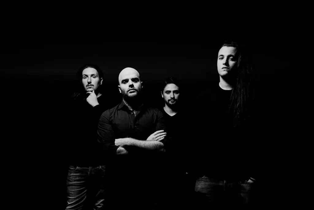 Alogon: tornano con il singolo 'Omen III: Diviner' (con Adam Janzi dei Vola)