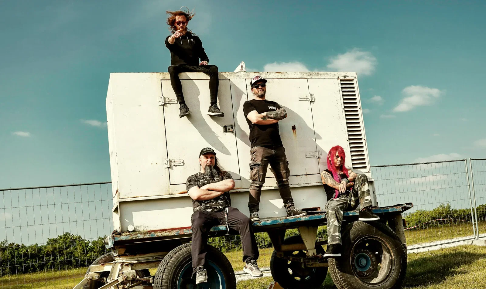 Extinct: il video della title-track del nuovo album