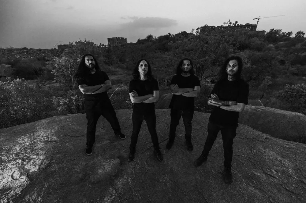 Godless: pubblicato il singolo e video di 'Amorphous Mass', svelate le date del tour