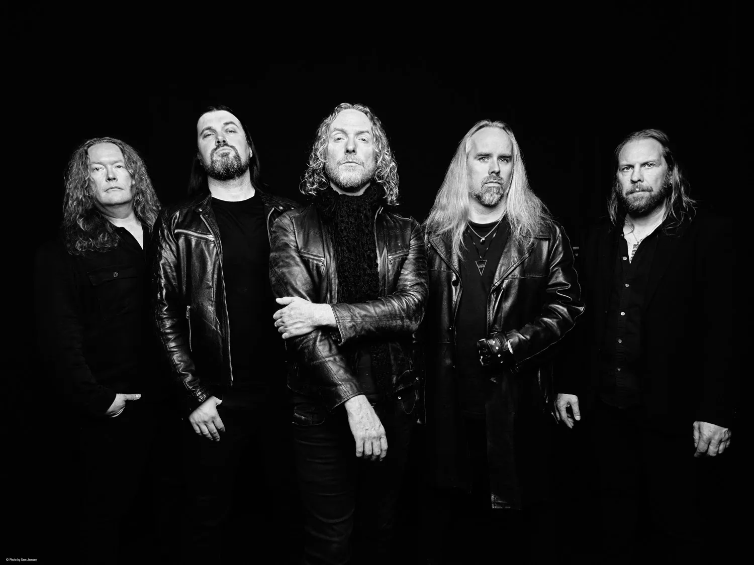 Cemetery Skyline: online il music video di "Torn Away"