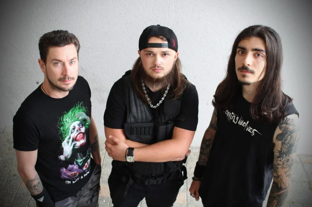 Coming Wolves: la metalcore band francese pubblica il nuovo album "Bloodthirst Ritual"