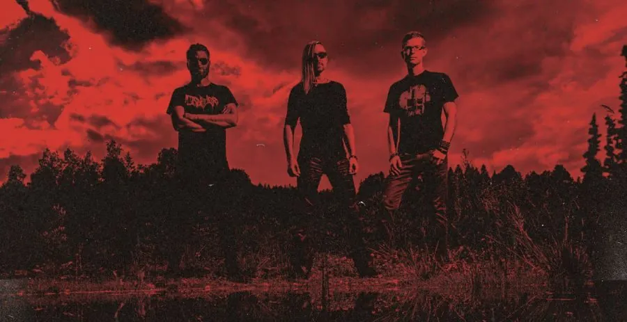 Diskord: ecco il bass playthrough video di 'Onward! To Nowhere'