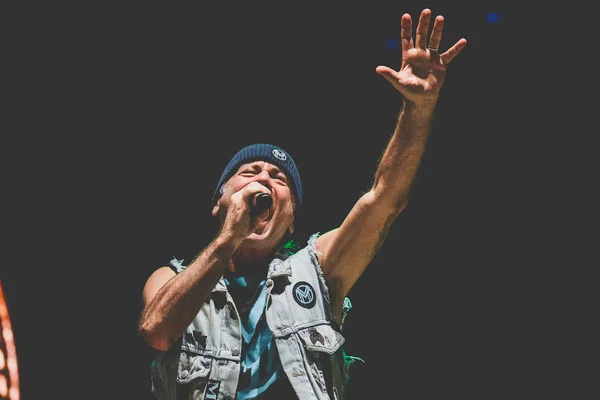 BRUCE-_DSC0155