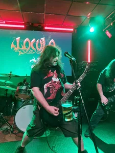Frontman con front-beer