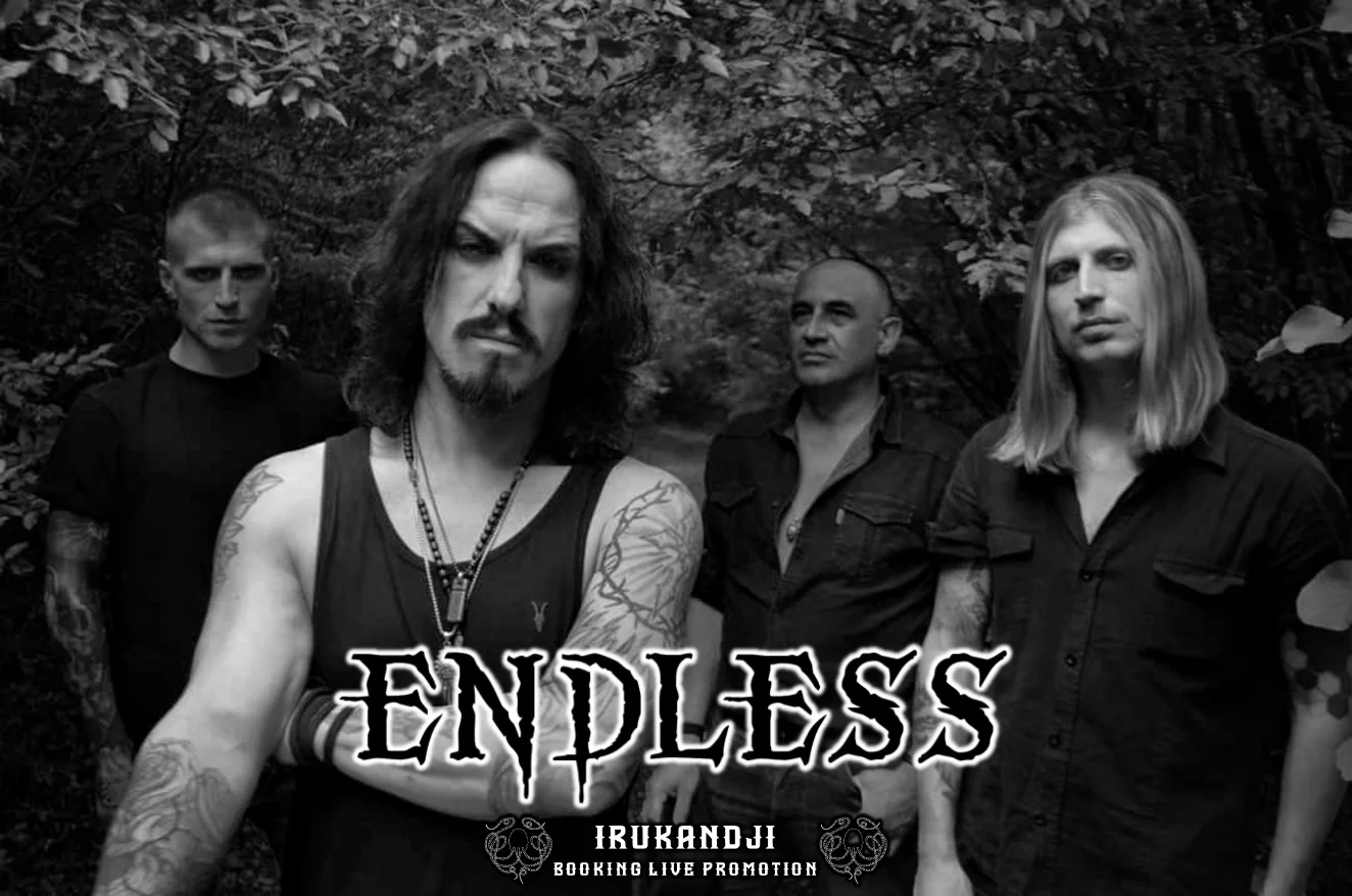 Endless (ITA): il video del nuovo singolo "The Tears Rain on Tomb of Love"
