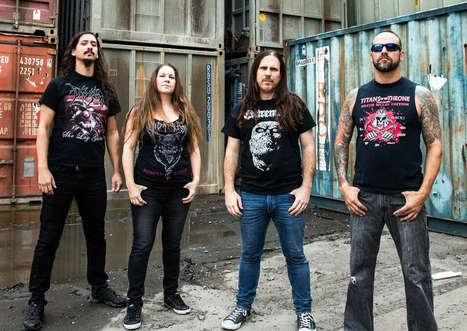Gruesome: guarda il drum cam video professionale (Gus Rios) di "A Waste of Life"