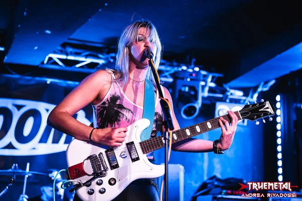 02-theloyalcheaters-godownfest-bloom (1)