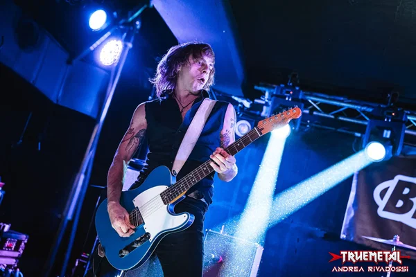 02-theloyalcheaters-godownfest-bloom (3)