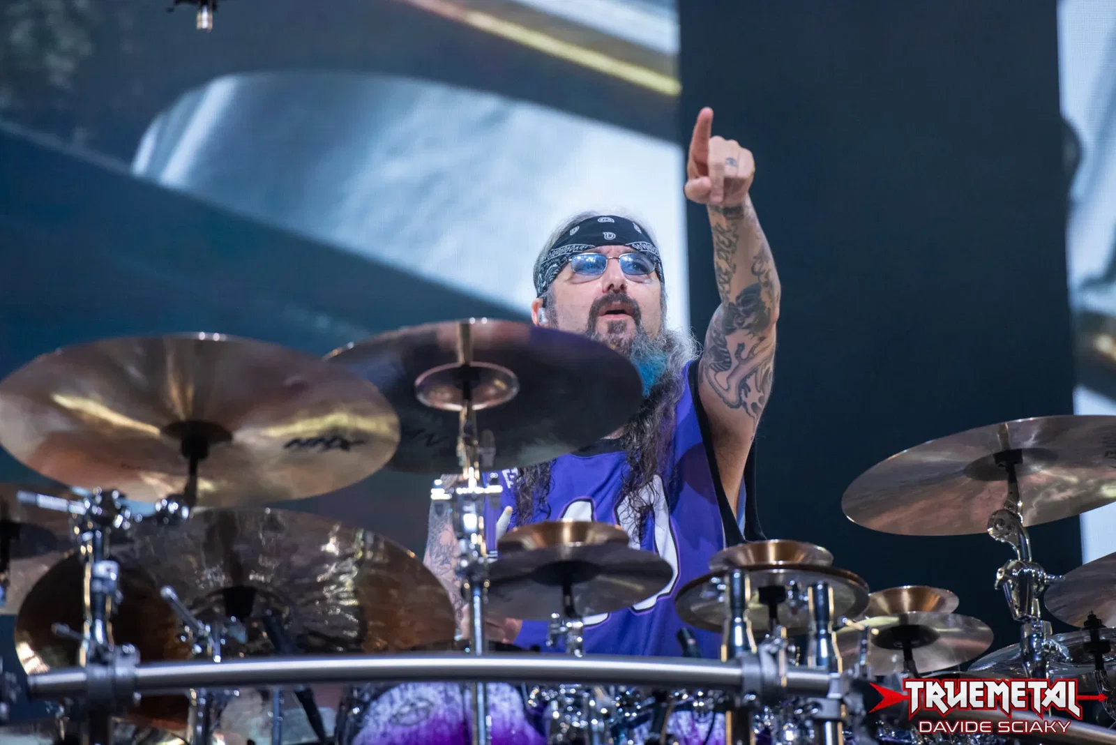 Dream Theater: in arrivo il nuovo live album "Quarantième: Live à Paris"; guarda il video di 'Overture 1928 / Strange Déjà Vu'