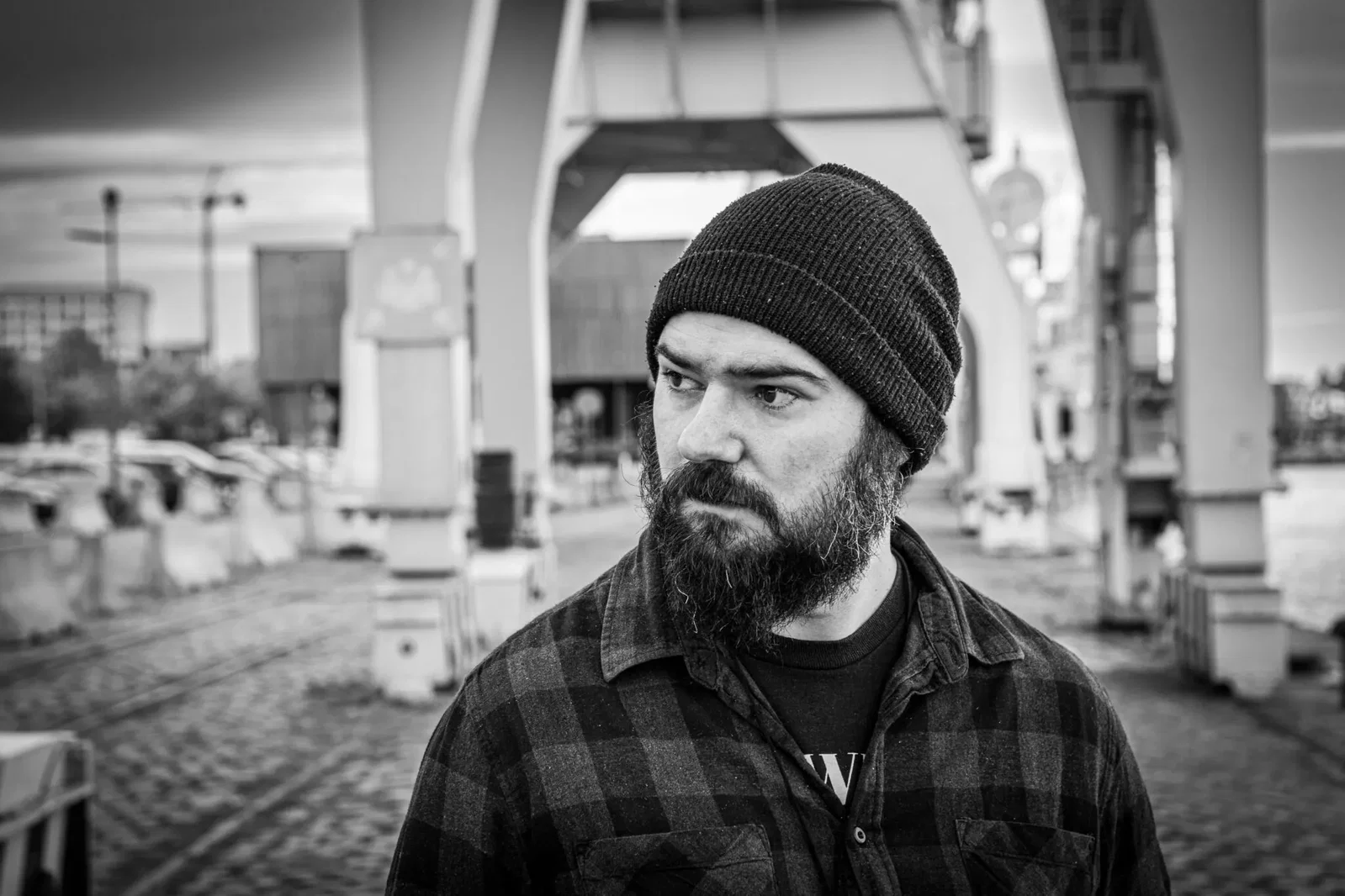 Druon Antigon: il video di "Offer" dal nuovo album "Het Donkere Volmaakte Al"