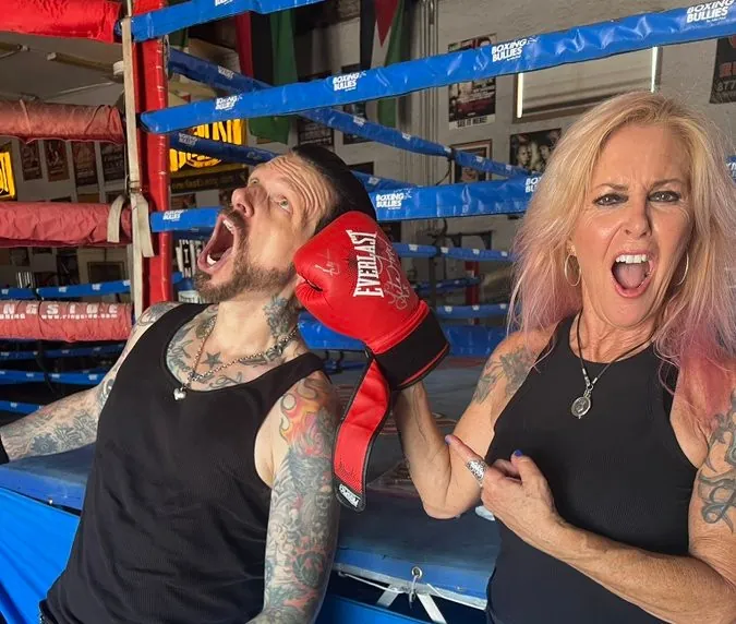 Ricky Warwick: pubblicato un nuovo singolo con Lita Ford come ospite