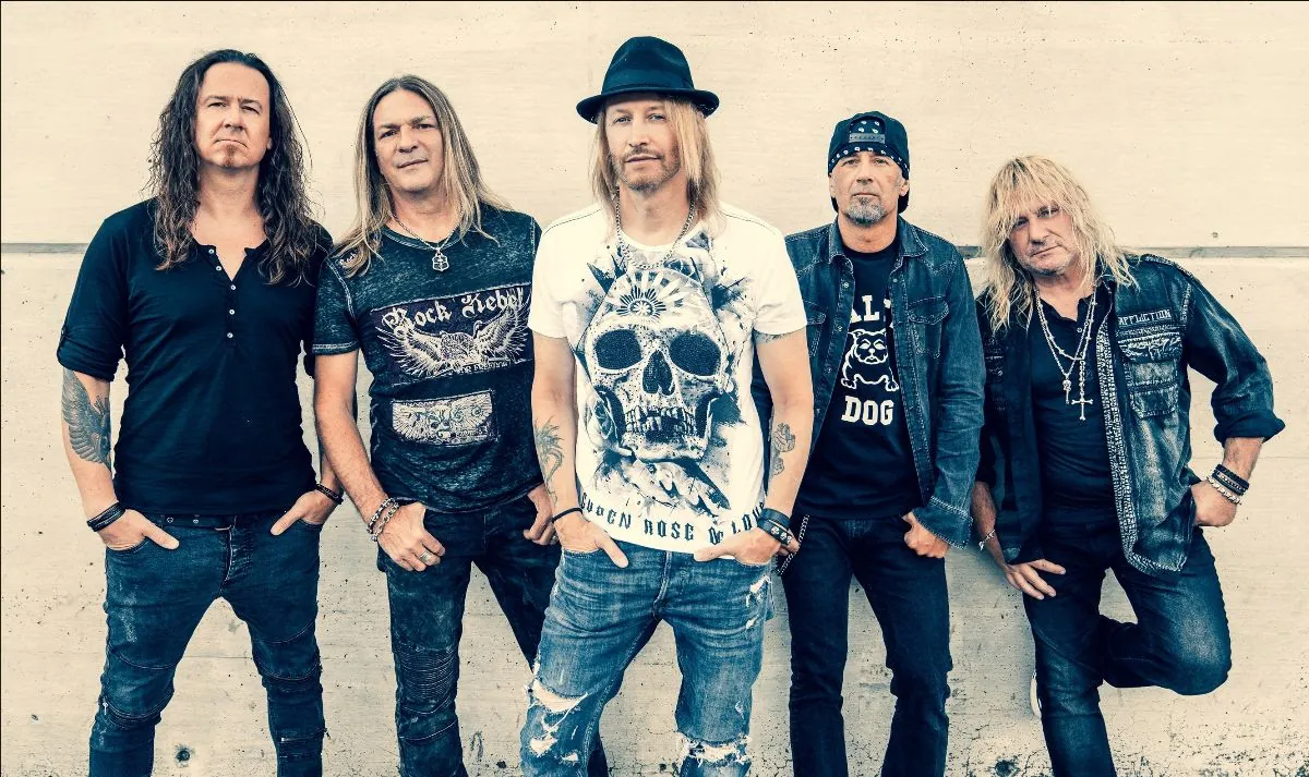 Gotthard: pubblicato il video "Burning Bridges"