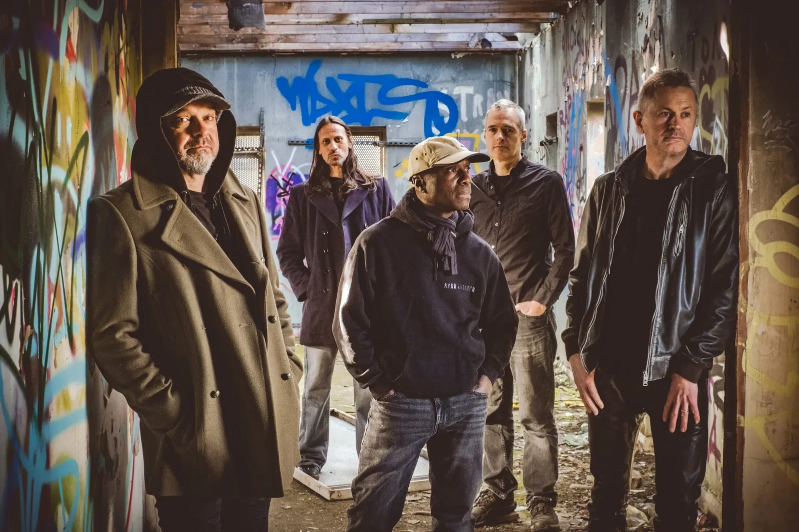 Threshold: annunciano ristampa e remix dei primi quattro album; guarda il video di 'Freaks'