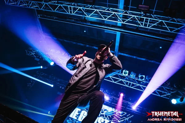 03-theghostinside-trezzo (2)