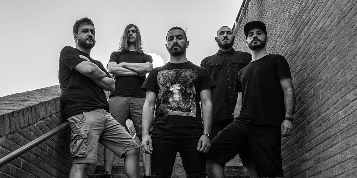 Across The Swarm: "Nothing Left", primo estratto dal nuovo album "Invisible Threads"