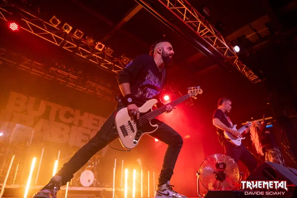 Butcher Babies-7