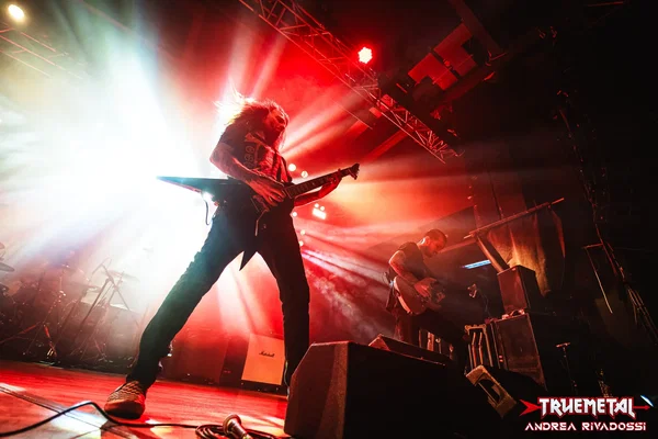 tm-20241217-livetrezzo-darkesthour (4)