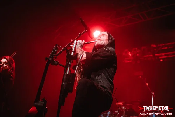 20250212 - eluvetie live trezzo (1)