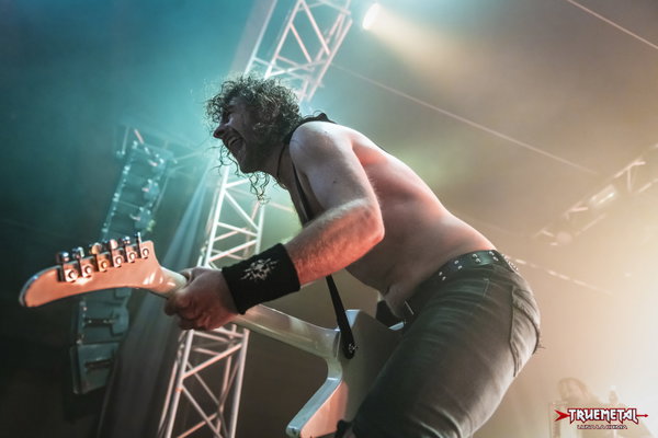 Airbourne-2
