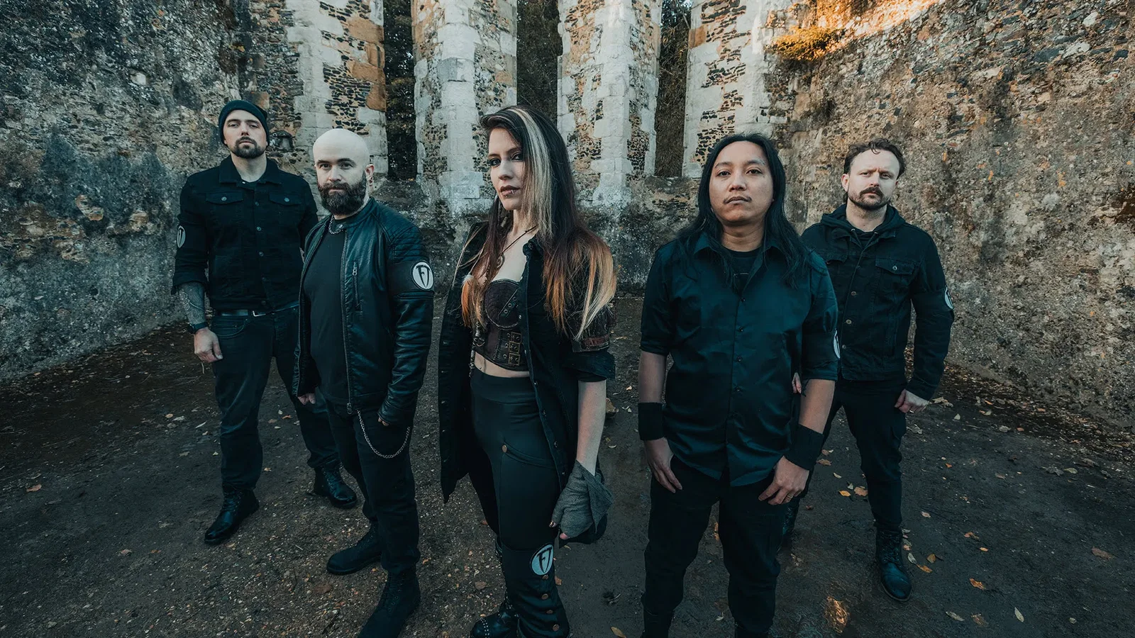 Fortune Teller: ecco il primo singolo "Savage Seas"