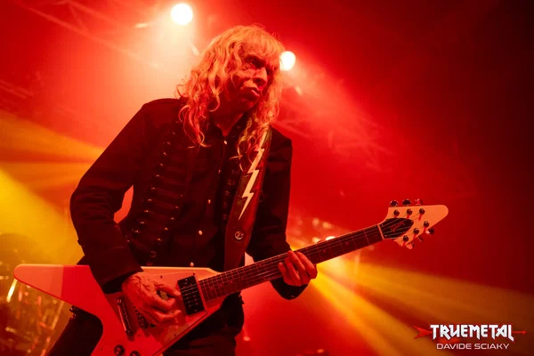 Saxon-2
