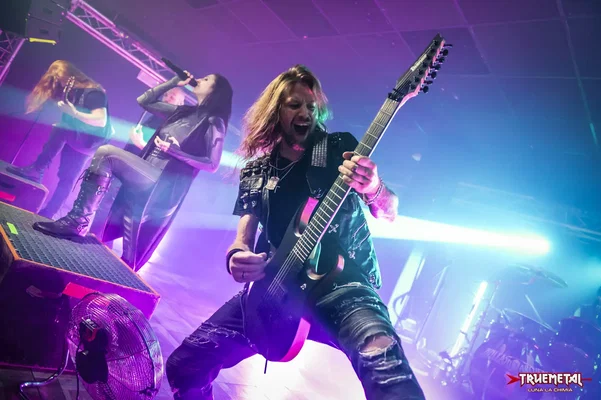 Unleash The Archers-4