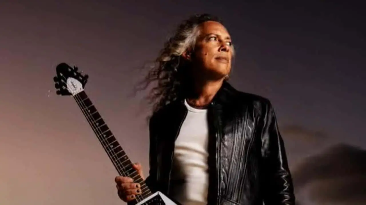 Gibson Guitars: Kirk Hammett dei Metallica mostra la sua Gibson Medallion Flying V del 1972