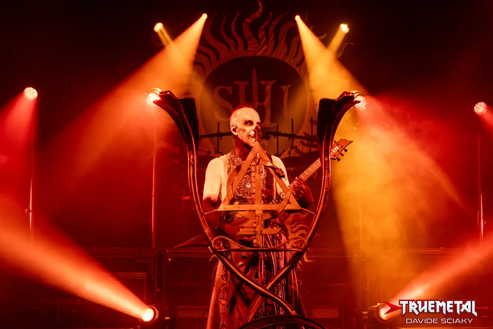 Behemoth: gruppi religiosi fanno pressione, cancellati i concerti in Turchia