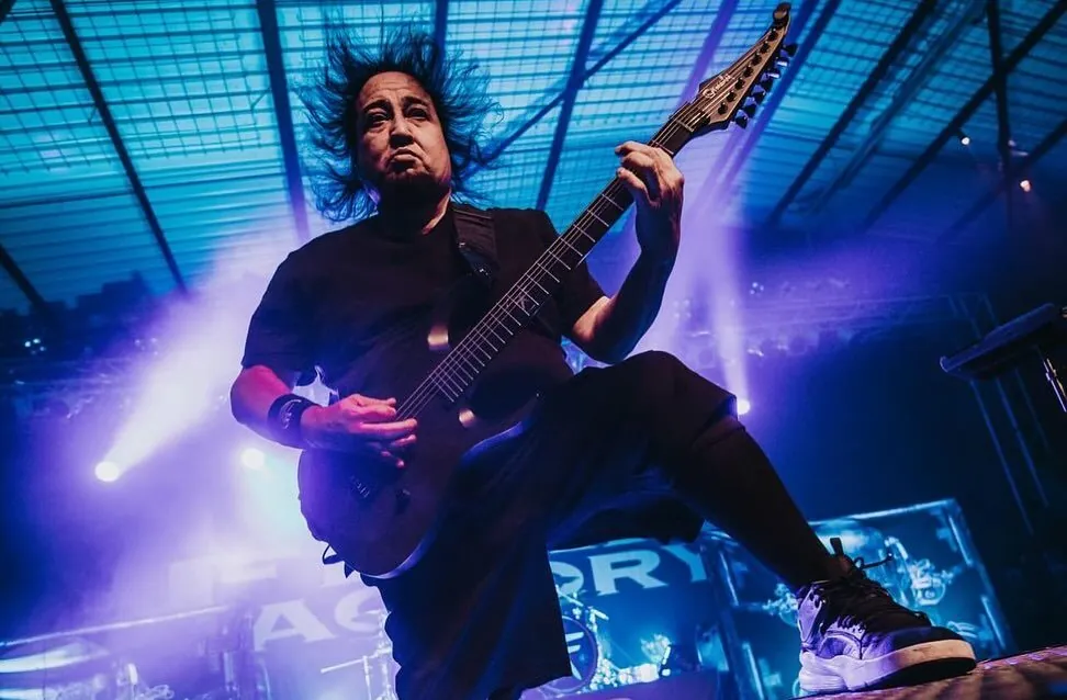 Fear Factory: Dino Cazares sull'ultima dicharazione di Burton C. Bell, "Non è vero che ci siamo chiusi in una scatola"