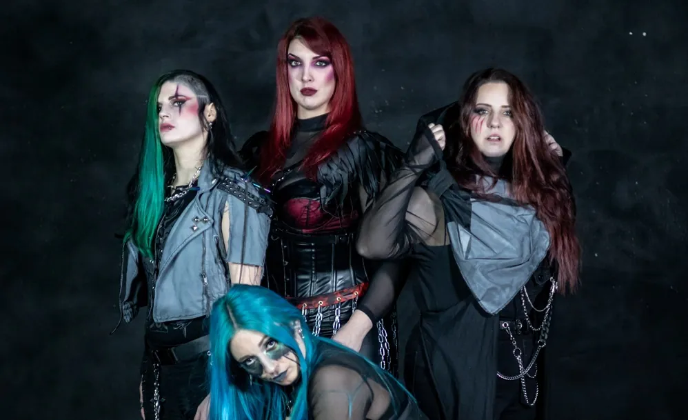 Hellfox: online il video del nuovo singolo "Atlas"
