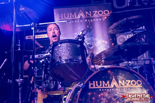 Human Zoo-5