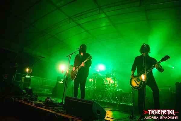 02 - junius solidarrock (5)