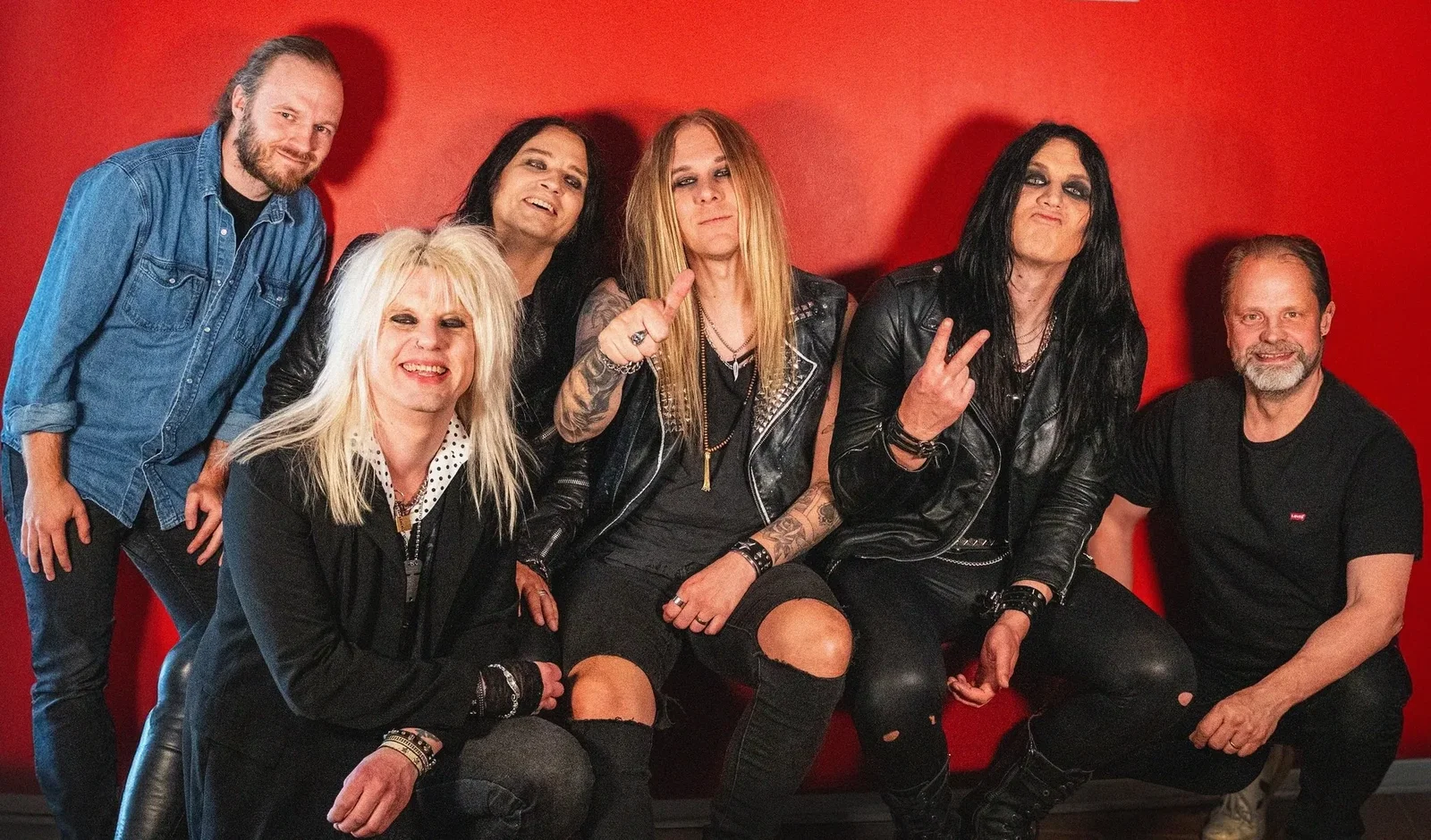 Crashdïet: la band firma un nuovo contratto e torna in studio
