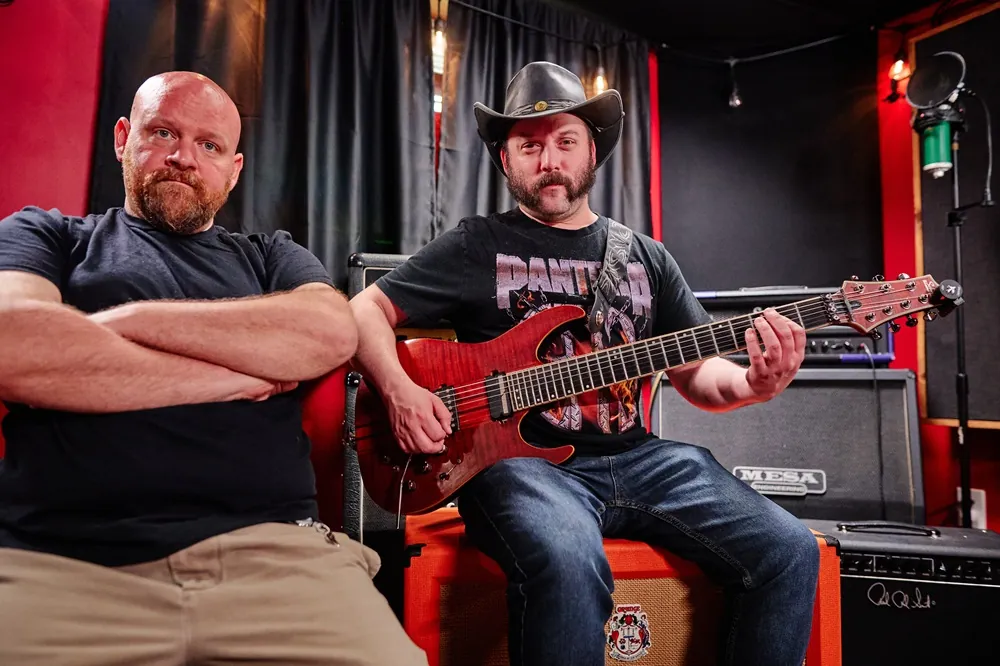 Kaptain Kollnot: il lyric video di "Mankinds" (con Stu Block degli Into Eternity)