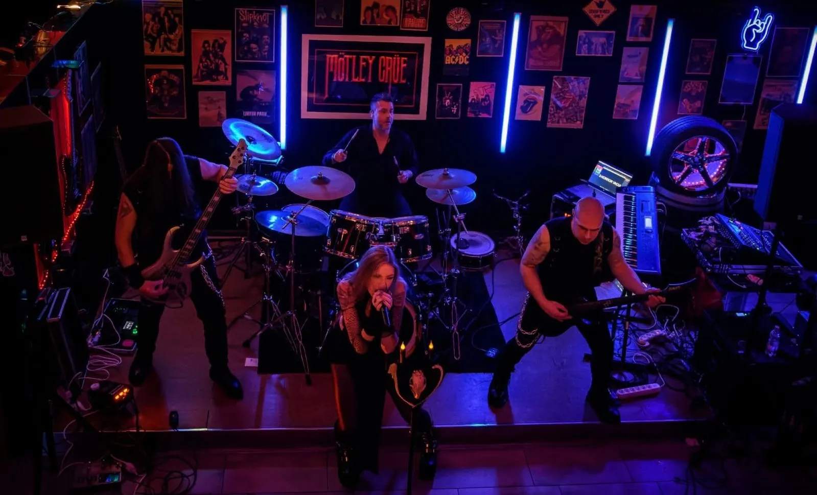 Lux Mortalis: il video del nuovo singolo "Overflow"