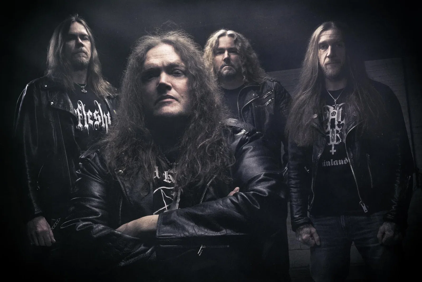 Unleashed: pubblicato il nuovo singolo "Hold Your Hammers High!"