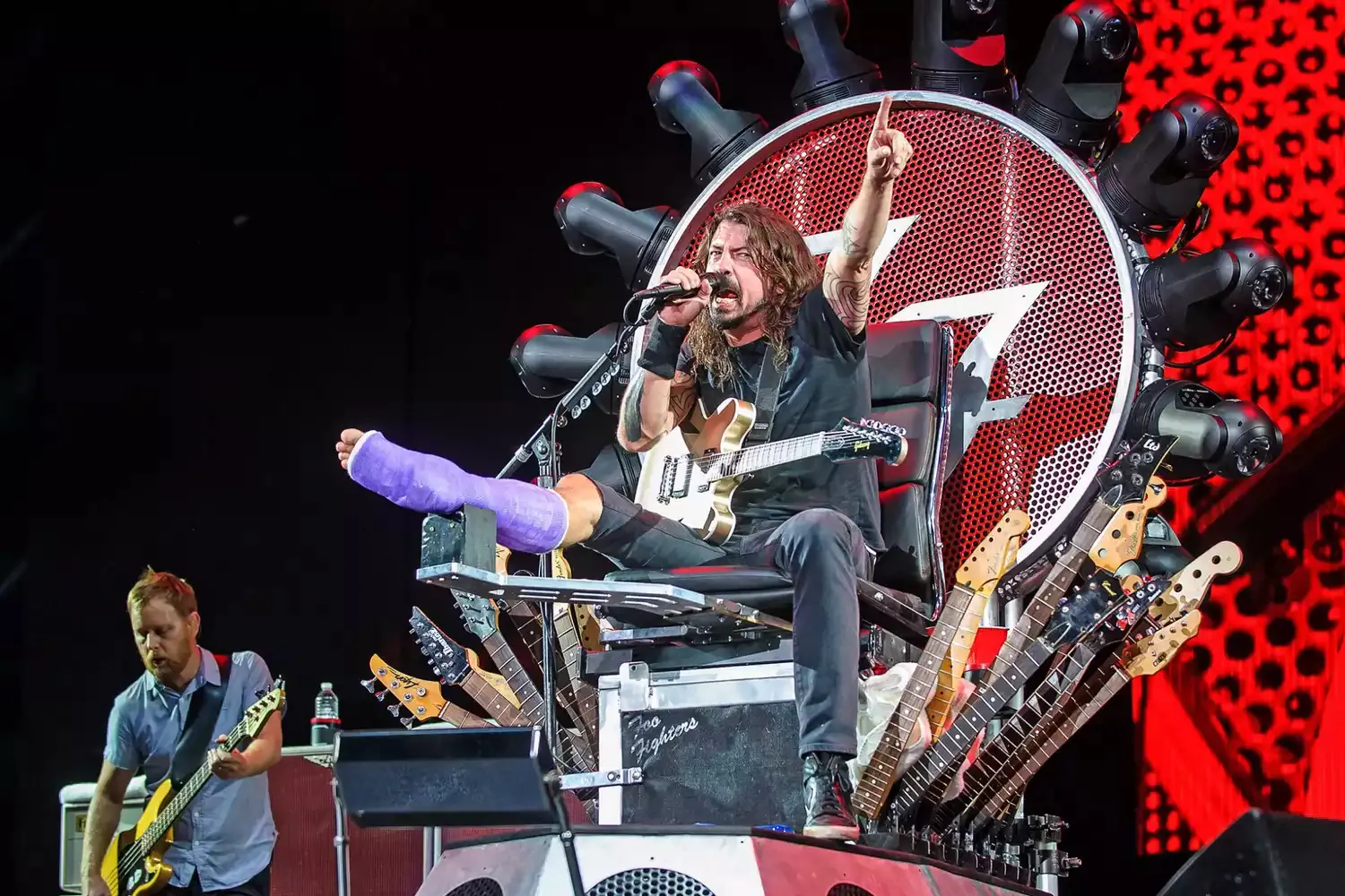 Foo Fighters: disponibile in digitale il nuovo brano "Today's Song", in radio da venerdì prossimo