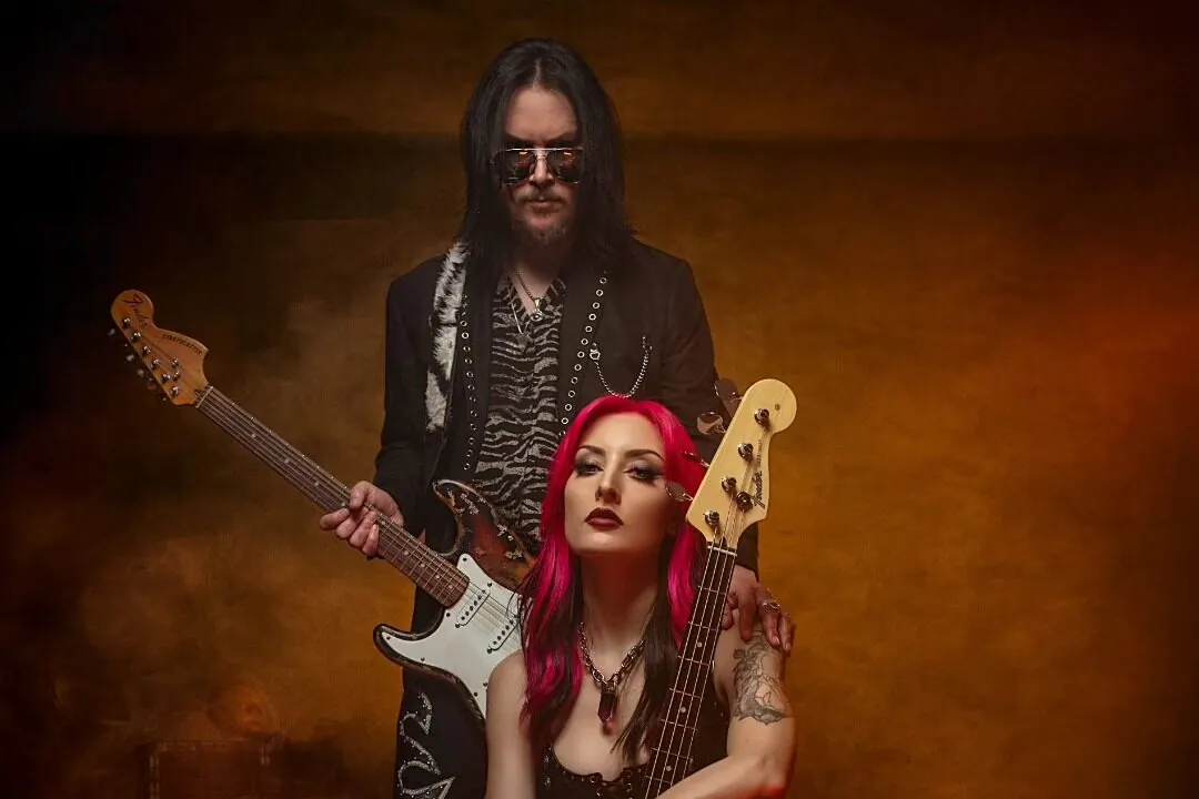 Star Circus: guarda "Masquerade", il nuovo video