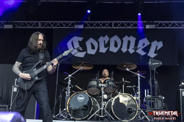 coroner-3