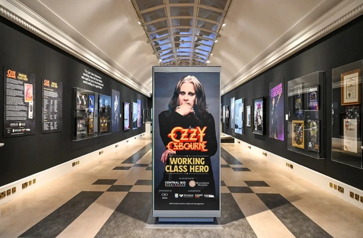 Ozzy Osbourne: il fan video della mostra "Working Class Hero" a Birmingham