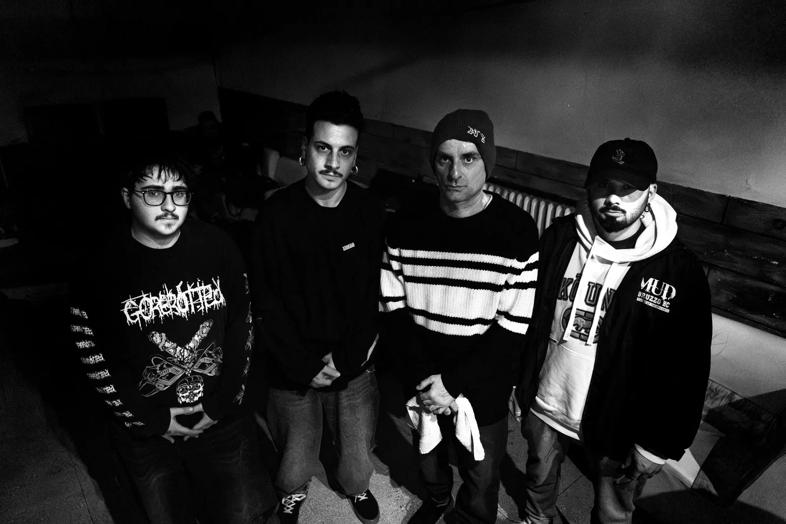 217: il gruppo hardcore italiano firma per Time To Kill Records