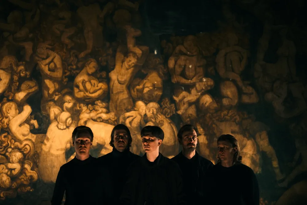 Avkrvst: il drum play-through video (Martin Utby) di "Families Are Forever"