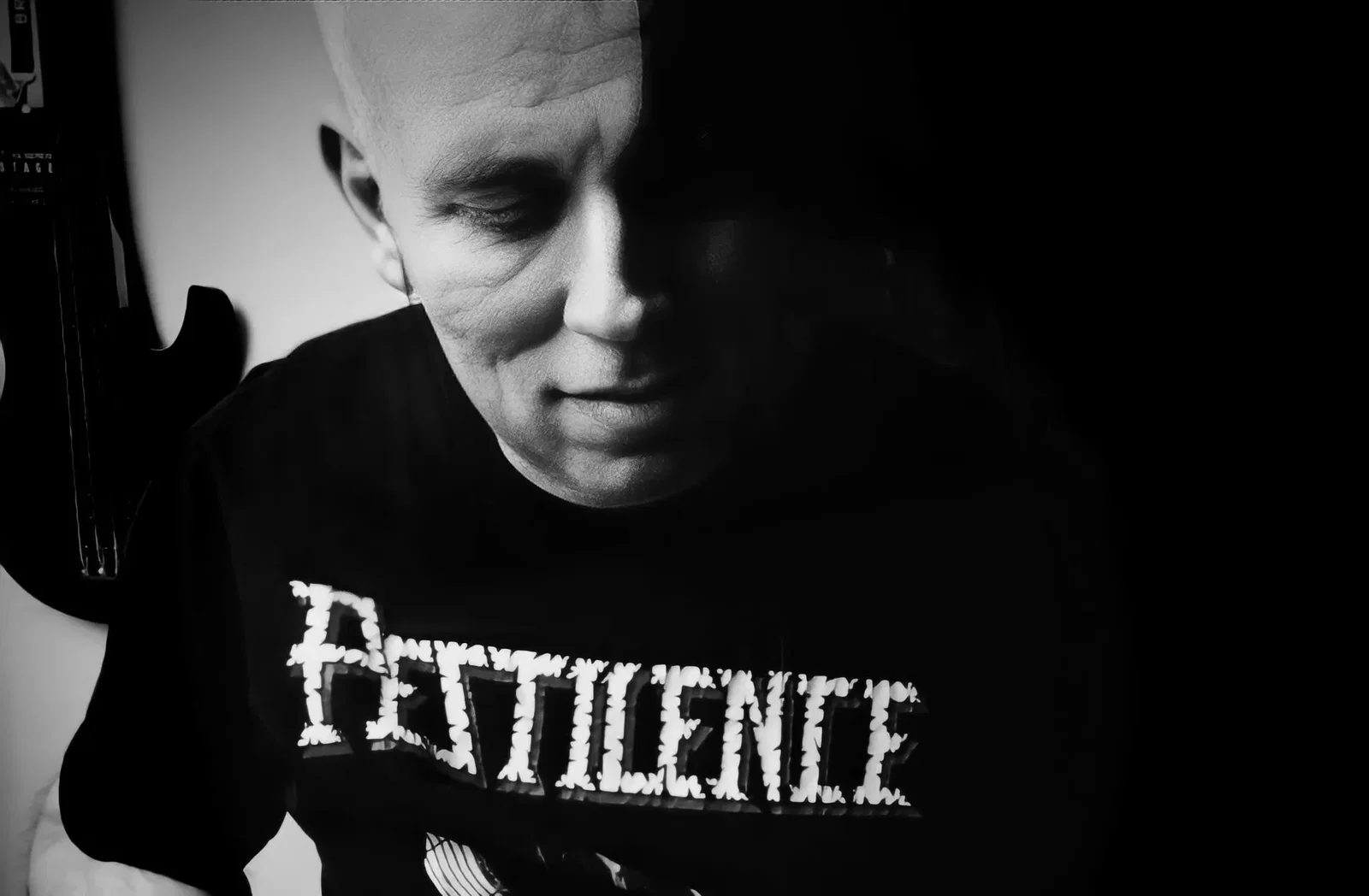 Darkwave: il progetto da solista di Zsolt Némethy torna con il nuovo LP "Horror Sacri", video