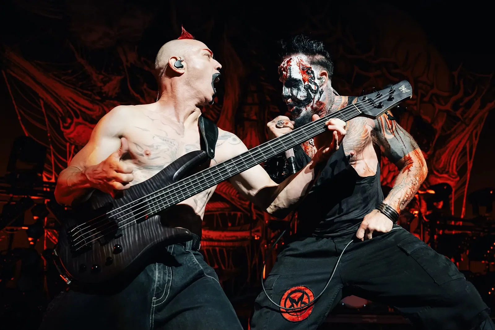 Mudvayne: dopo 16 anni di assenza, tornano con lyric-video del nuovo singolo "Hurt People Hurt People"
