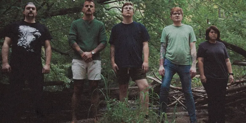 One With The Riverbed: pubblicato il nuovo album "Succumb"
