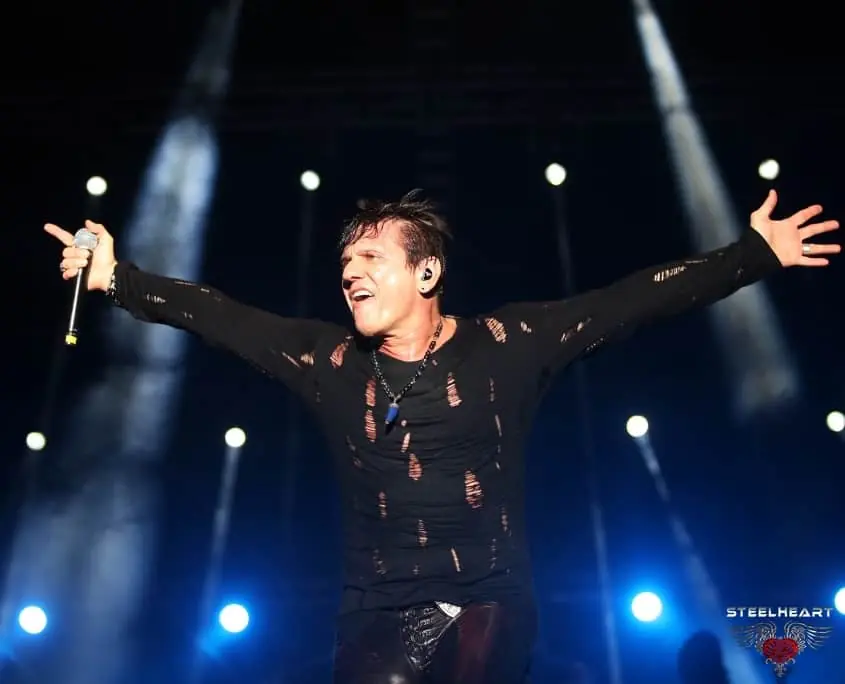 Steelheart: pubblicato "Lips of Rain" dalla versione rimasterizzata di "Through Worlds of Stardust"