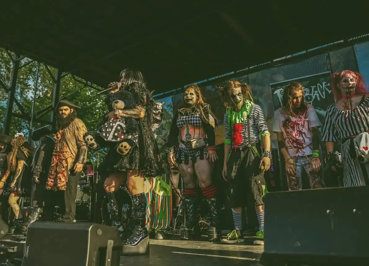 Raven Black: pubblicato il nuovo album "Black Sonata", video