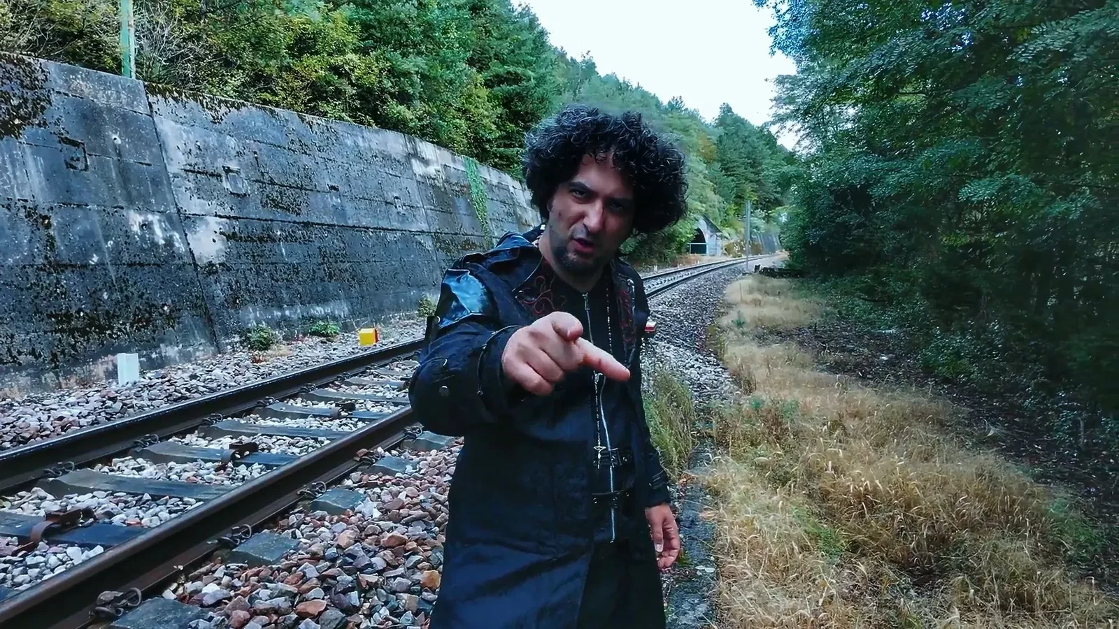 Sirgaus: il nuovo singolo "Sir Gaudenzio", video
