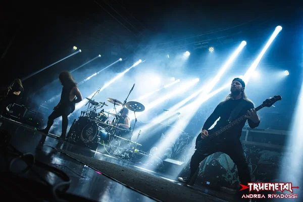20251004 - 02 - decapitated fabrique (1)